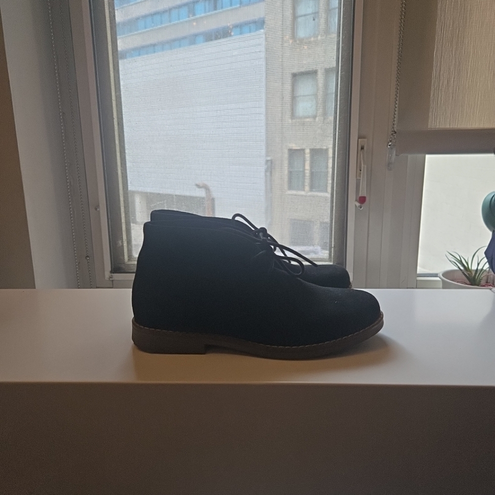 Hush Puppies Black Ankle Boots Sleek Durable Design